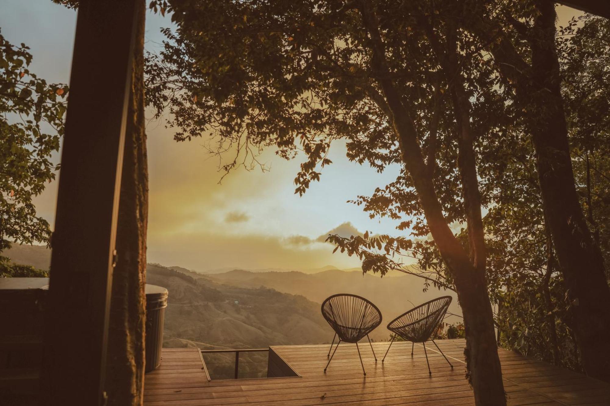 Amalu Luxury View Cabins Монте-Верде Экстерьер фото